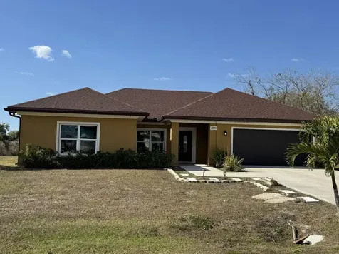 2809 SE 27th Avenue Okeechobee FL 34974