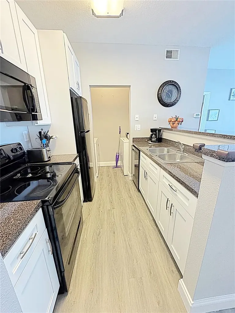 10764 70th Avenue Seminole FL 33772