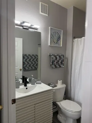 10764 70th Avenue Seminole FL 33772