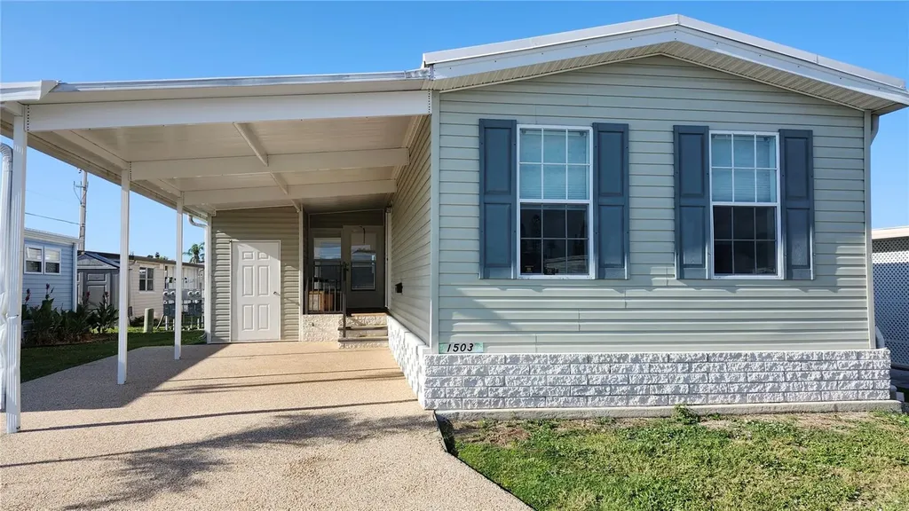 1503 23rd Avenue W Bradenton FL 34205