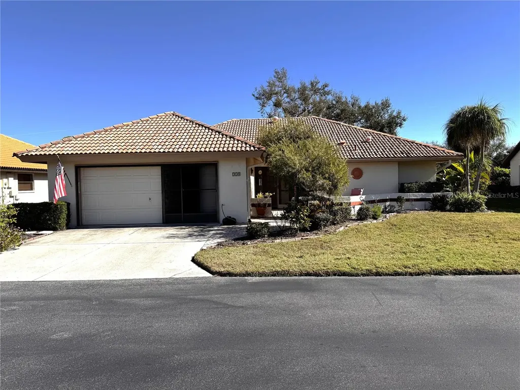 229 Laurel Hollow Drive Nokomis FL 34275
