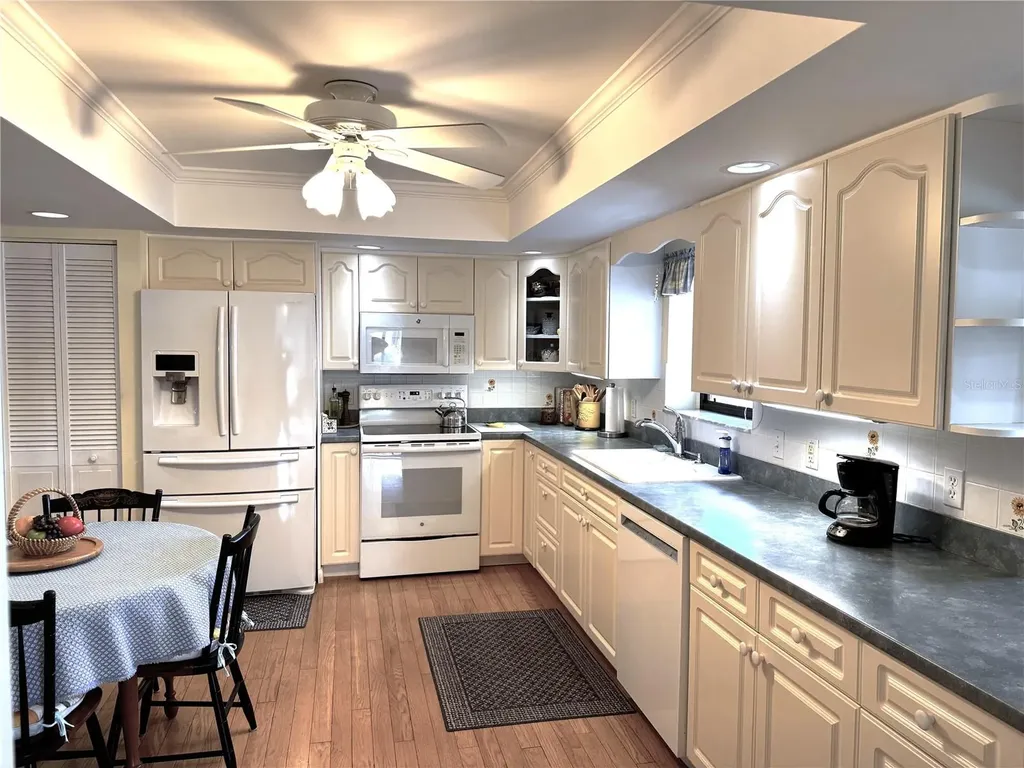 229 Laurel Hollow Drive Nokomis FL 34275