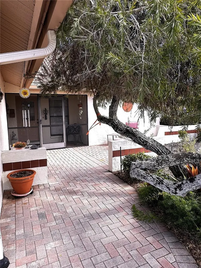 229 Laurel Hollow Drive Nokomis FL 34275
