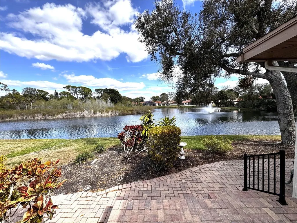 229 Laurel Hollow Drive Nokomis FL 34275