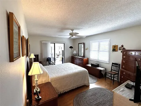 229 Laurel Hollow Drive Nokomis FL 34275