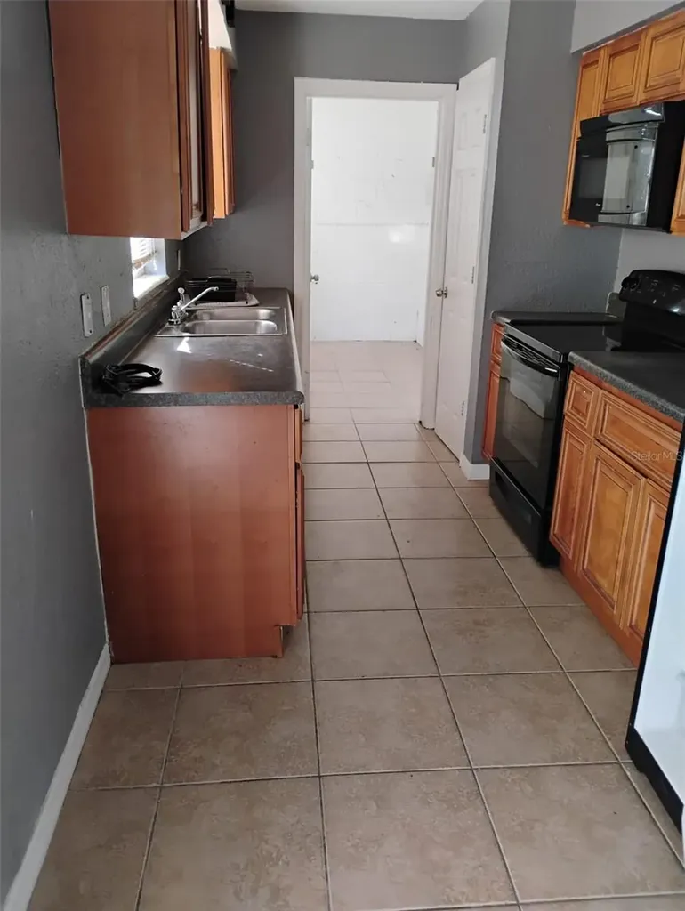 801 Orange Grove Drive Altamonte Springs FL 32701