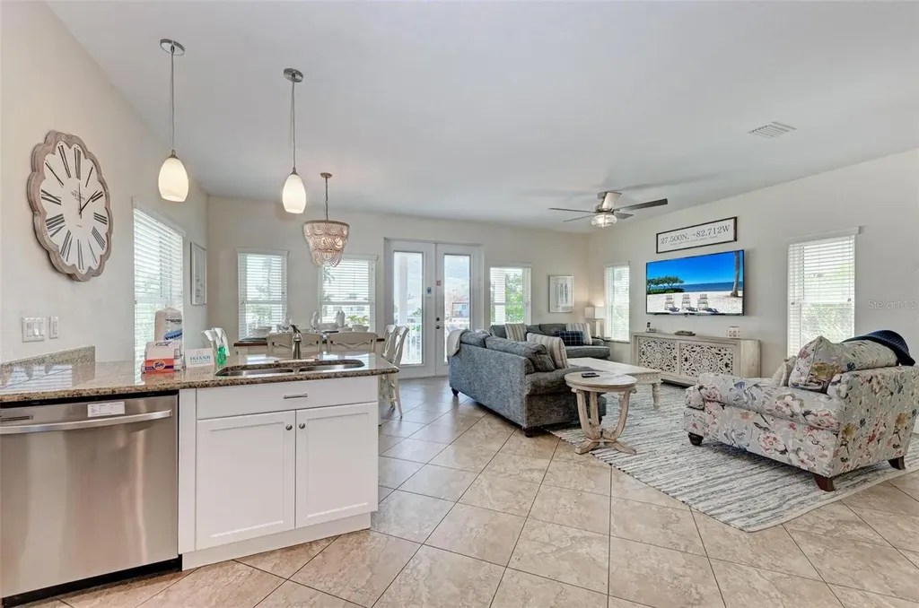 203 N Harbor Drive Holmes Beach FL 34217