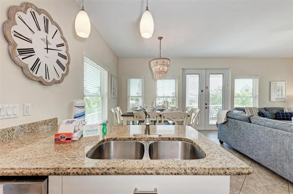 203 N Harbor Drive Holmes Beach FL 34217