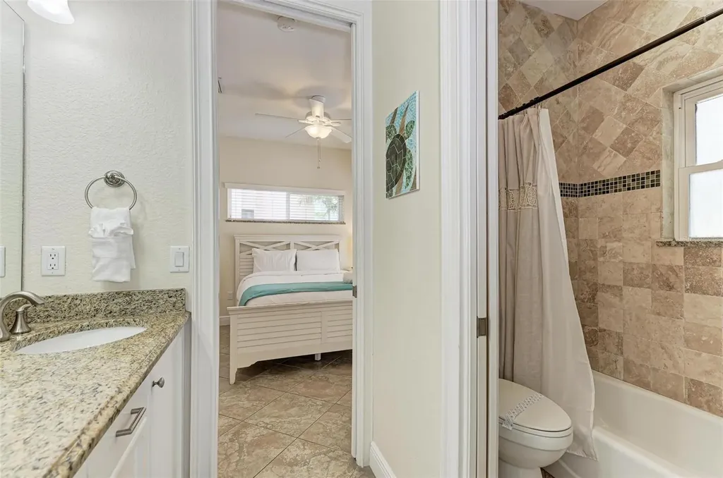 203 N Harbor Drive Holmes Beach FL 34217