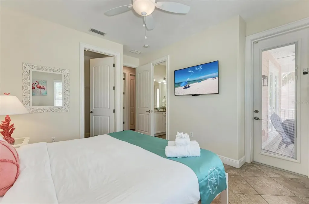 203 N Harbor Drive Holmes Beach FL 34217