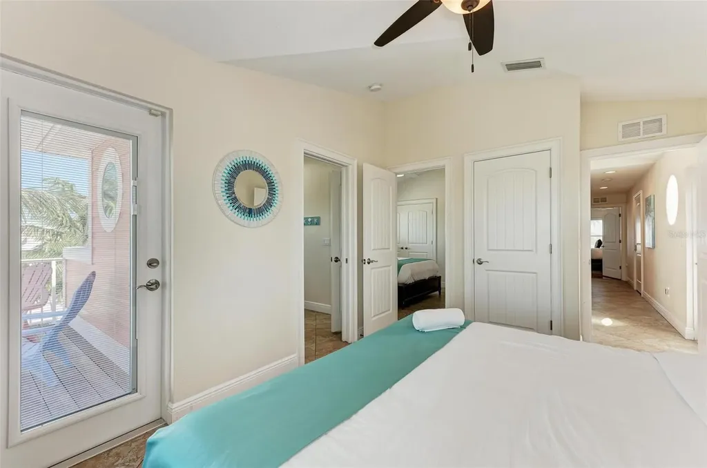 203 N Harbor Drive Holmes Beach FL 34217