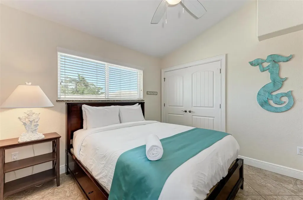 203 N Harbor Drive Holmes Beach FL 34217