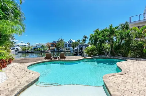 203 N Harbor Drive Holmes Beach FL 34217
