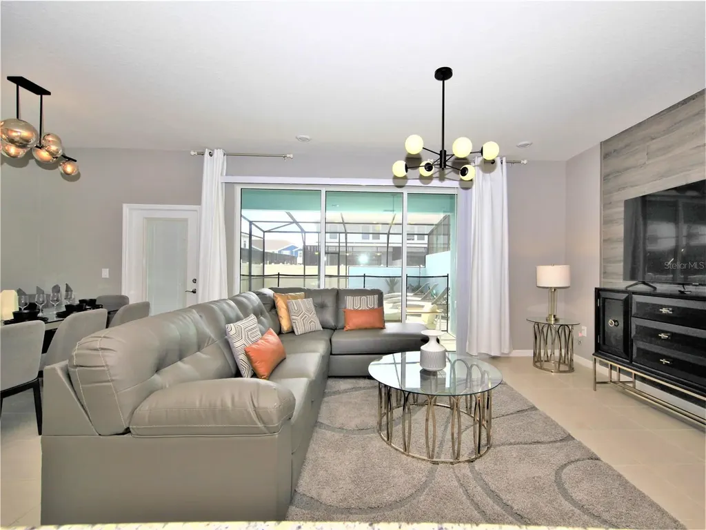 1370 Lava Tree Drive Davenport FL 33897