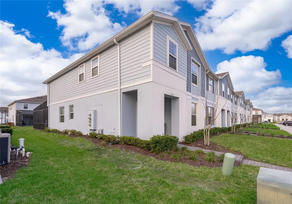 1370 Lava Tree Drive Davenport FL 33897