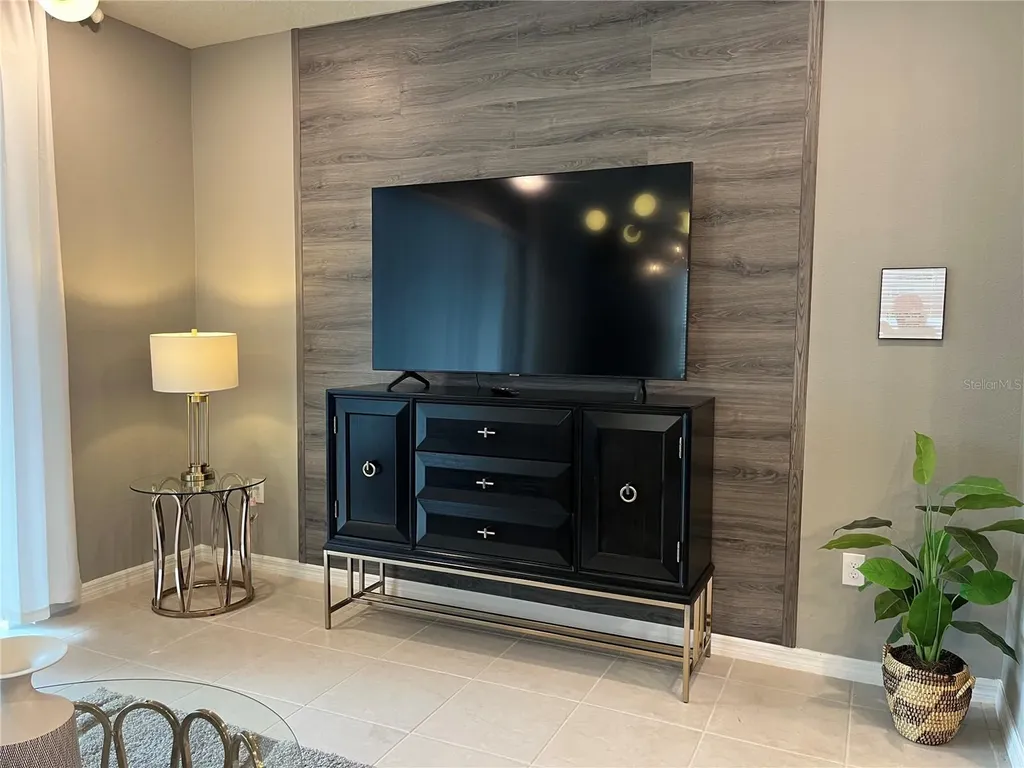 1370 Lava Tree Drive Davenport FL 33897