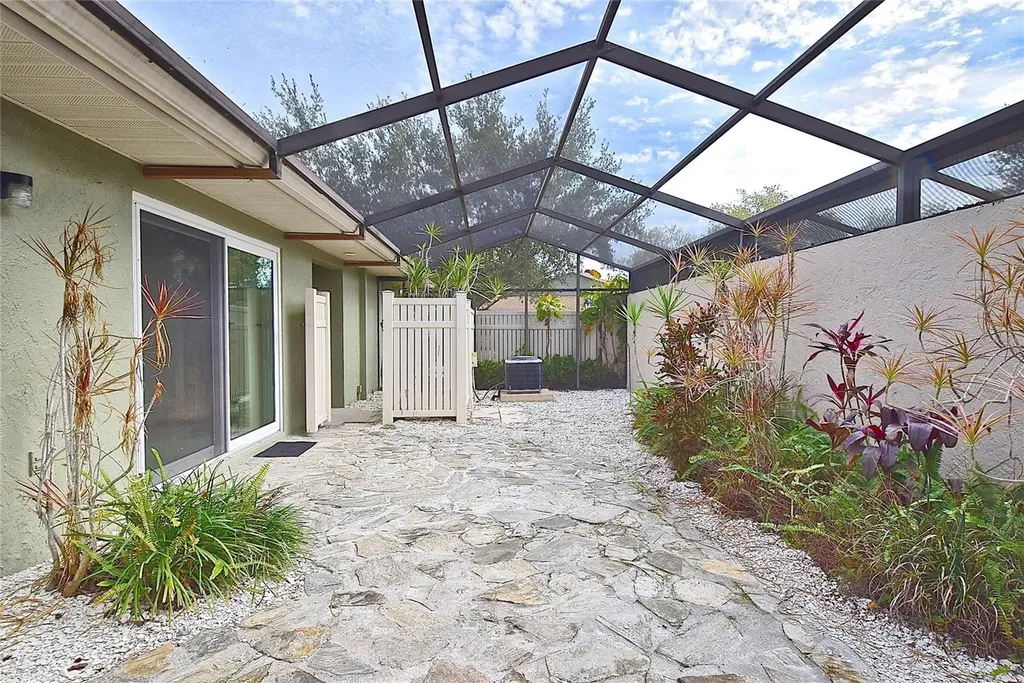 4058 Center Pointe Place Sarasota FL 34233