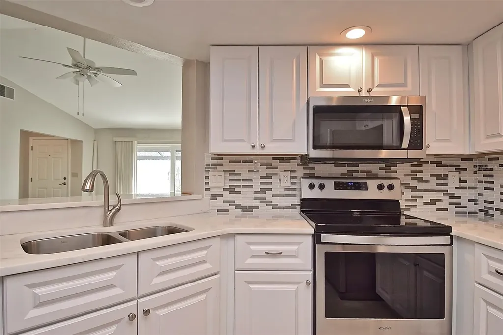 4058 Center Pointe Place Sarasota FL 34233