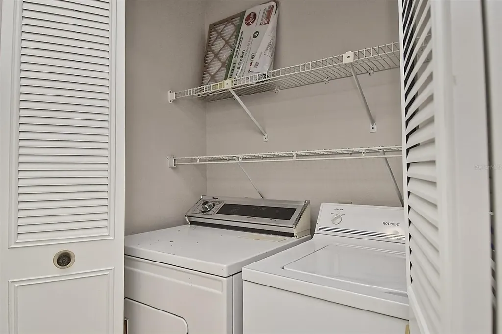 4058 Center Pointe Place Sarasota FL 34233