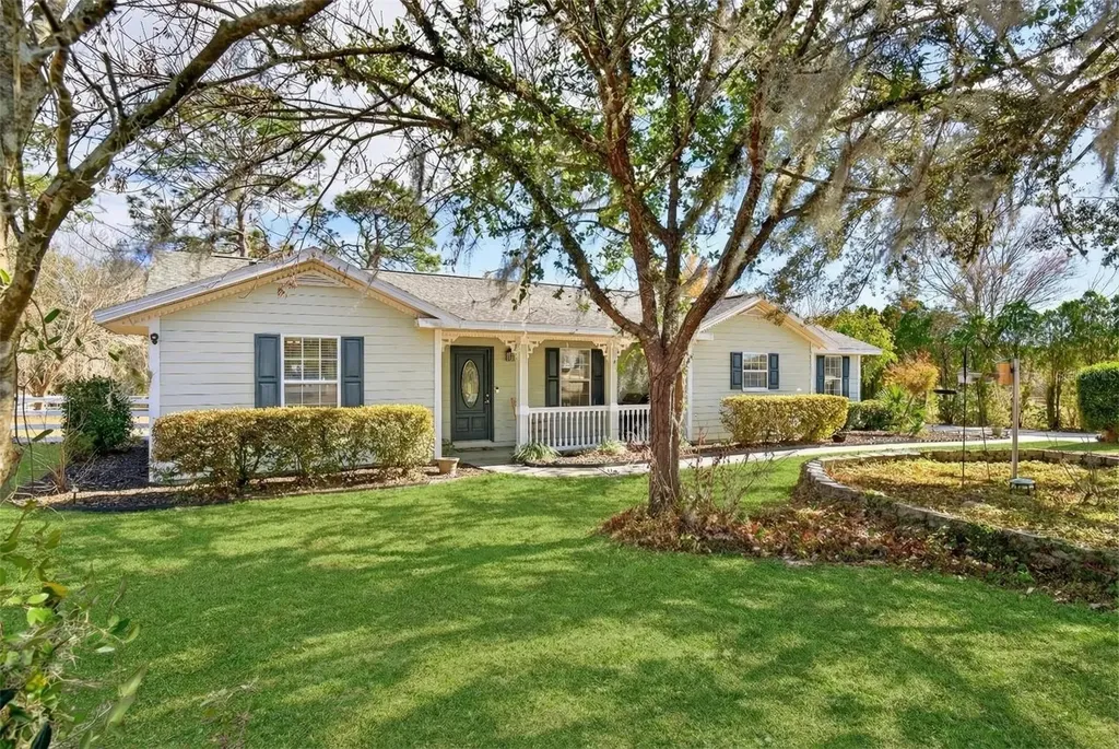 5940 NE 57th Loop Silver Springs FL 34488