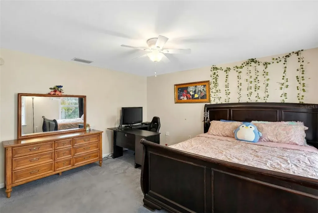 5940 NE 57th Loop Silver Springs FL 34488