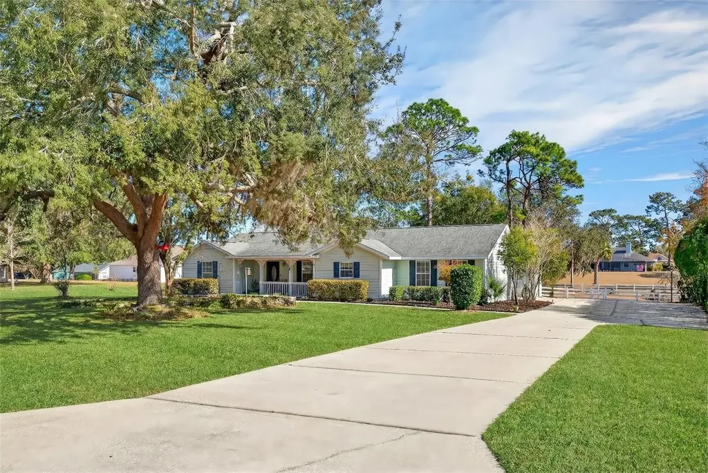 5940 NE 57th Loop Silver Springs FL 34488