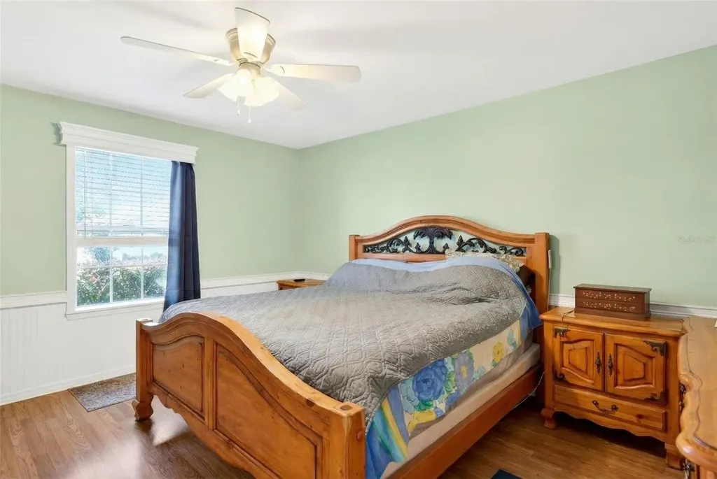 5940 NE 57th Loop Silver Springs FL 34488