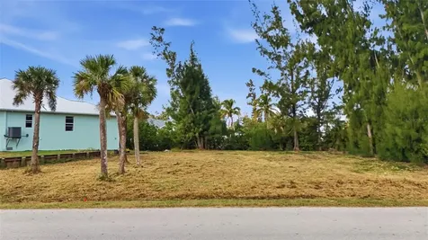 3925 Magnolia Way Punta Gorda FL 33950