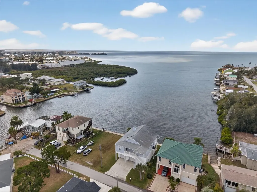 14603 Mcdonald Lane Hudson FL 34667