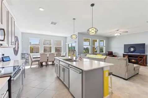 8700 Pacific Dunes Drive Davenport FL 33896