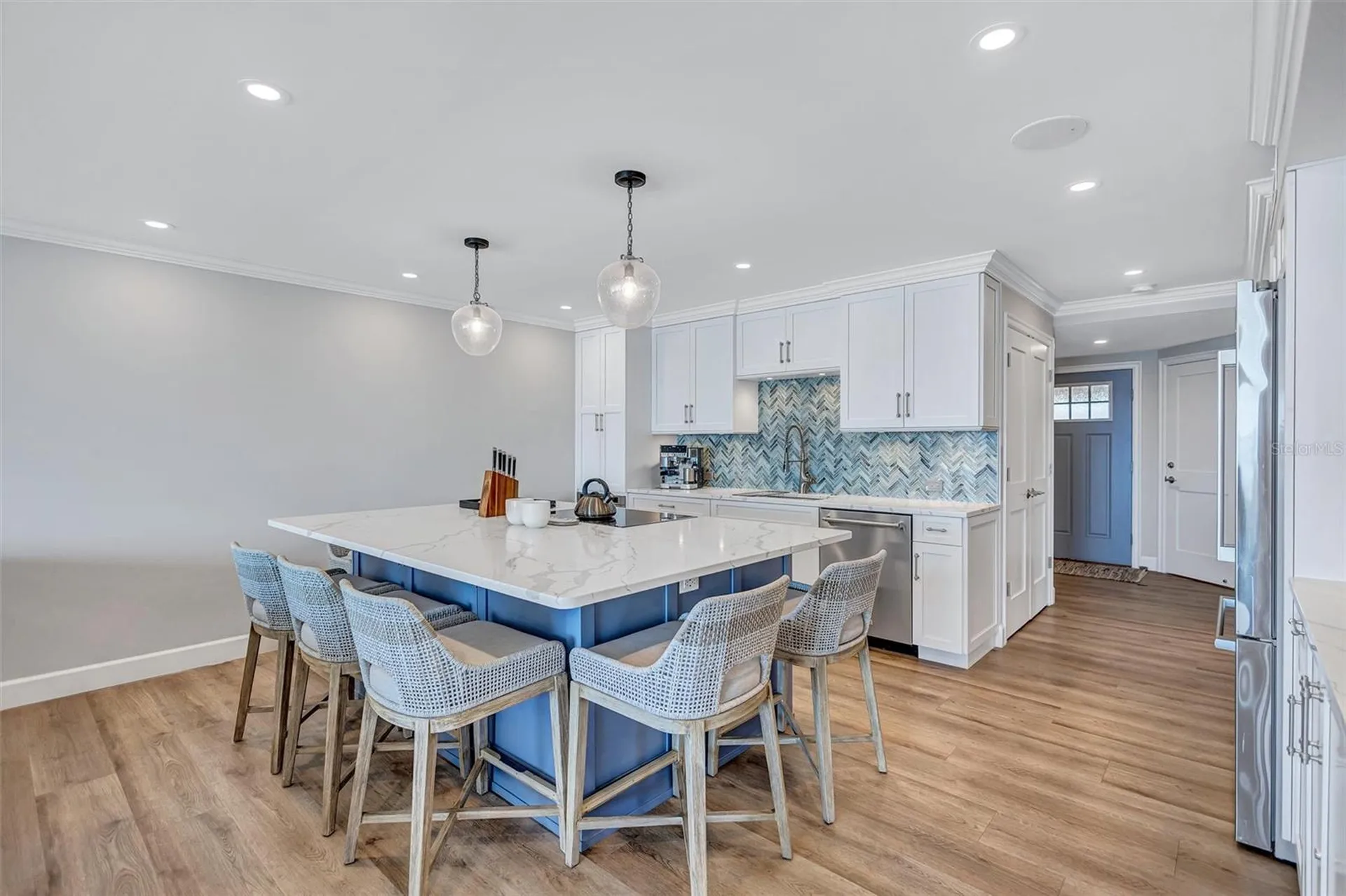 6140 Midnight Pass Road Sarasota FL 34242