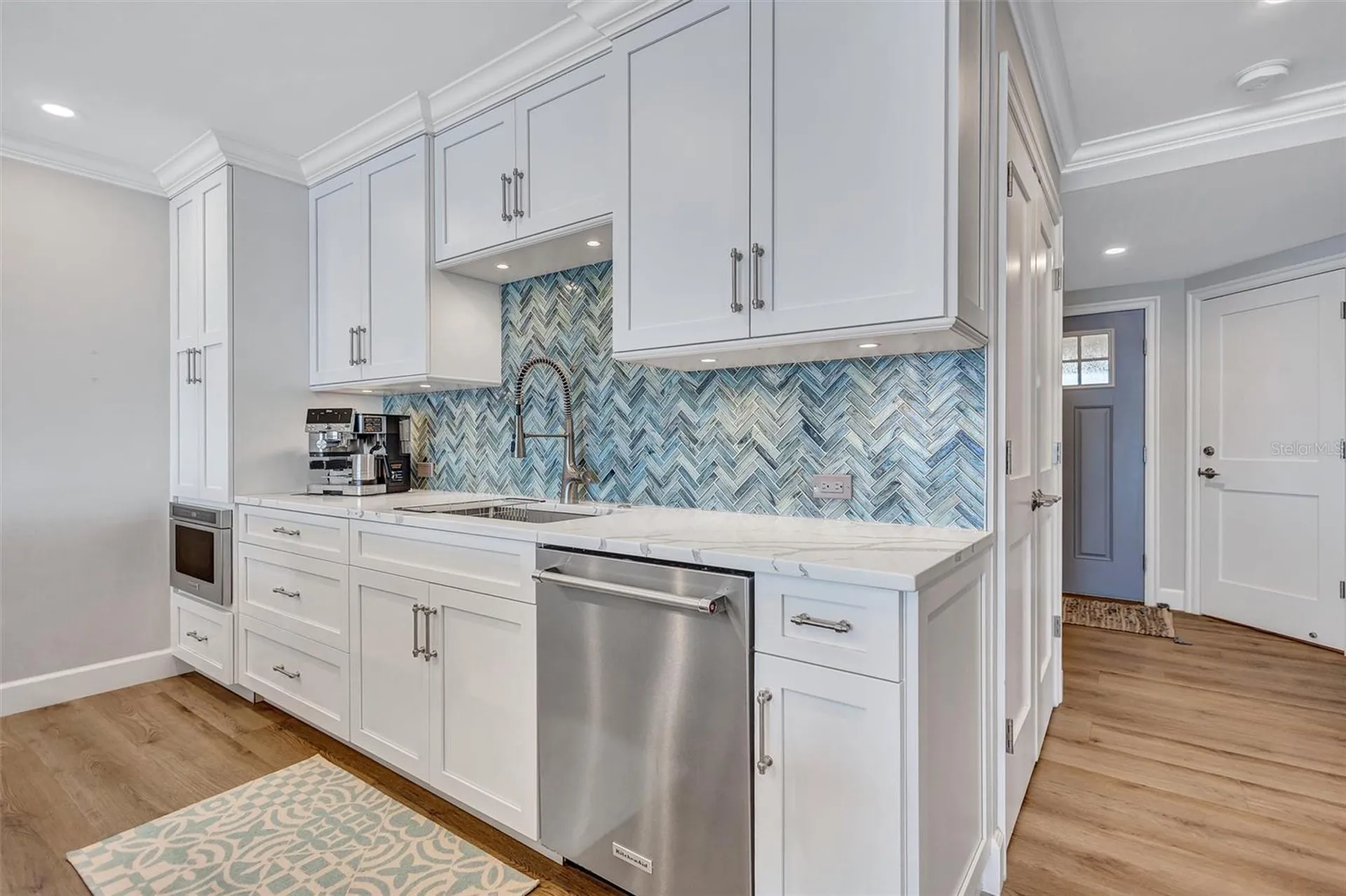 6140 Midnight Pass Road Sarasota FL 34242