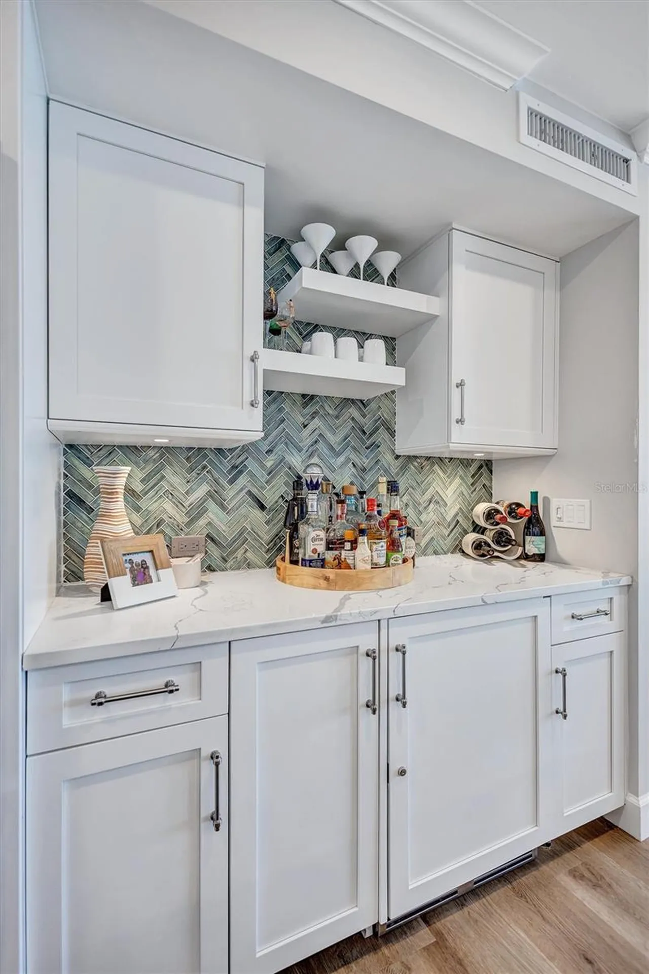 6140 Midnight Pass Road Sarasota FL 34242