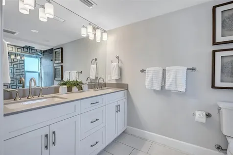6140 Midnight Pass Road Sarasota FL 34242