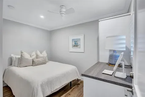 6140 Midnight Pass Road Sarasota FL 34242