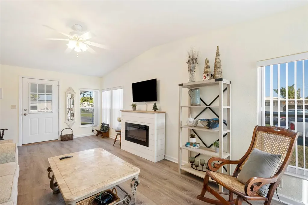 37338 Sandra Avenue Zephyrhills FL 33542