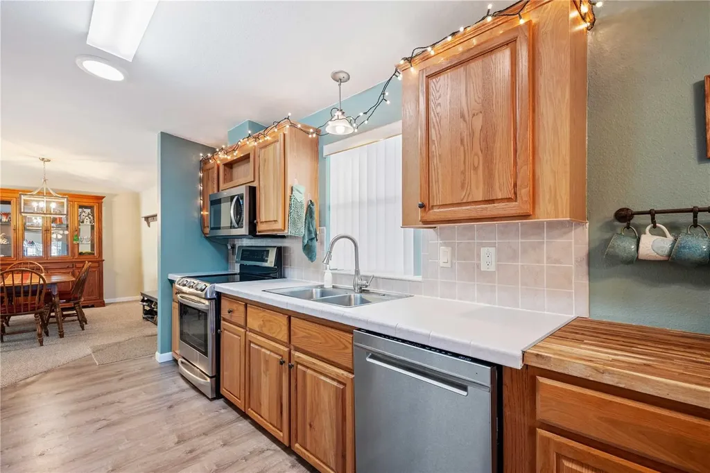 37338 Sandra Avenue Zephyrhills FL 33542