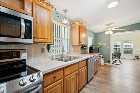 37338 Sandra Avenue Zephyrhills FL 33542