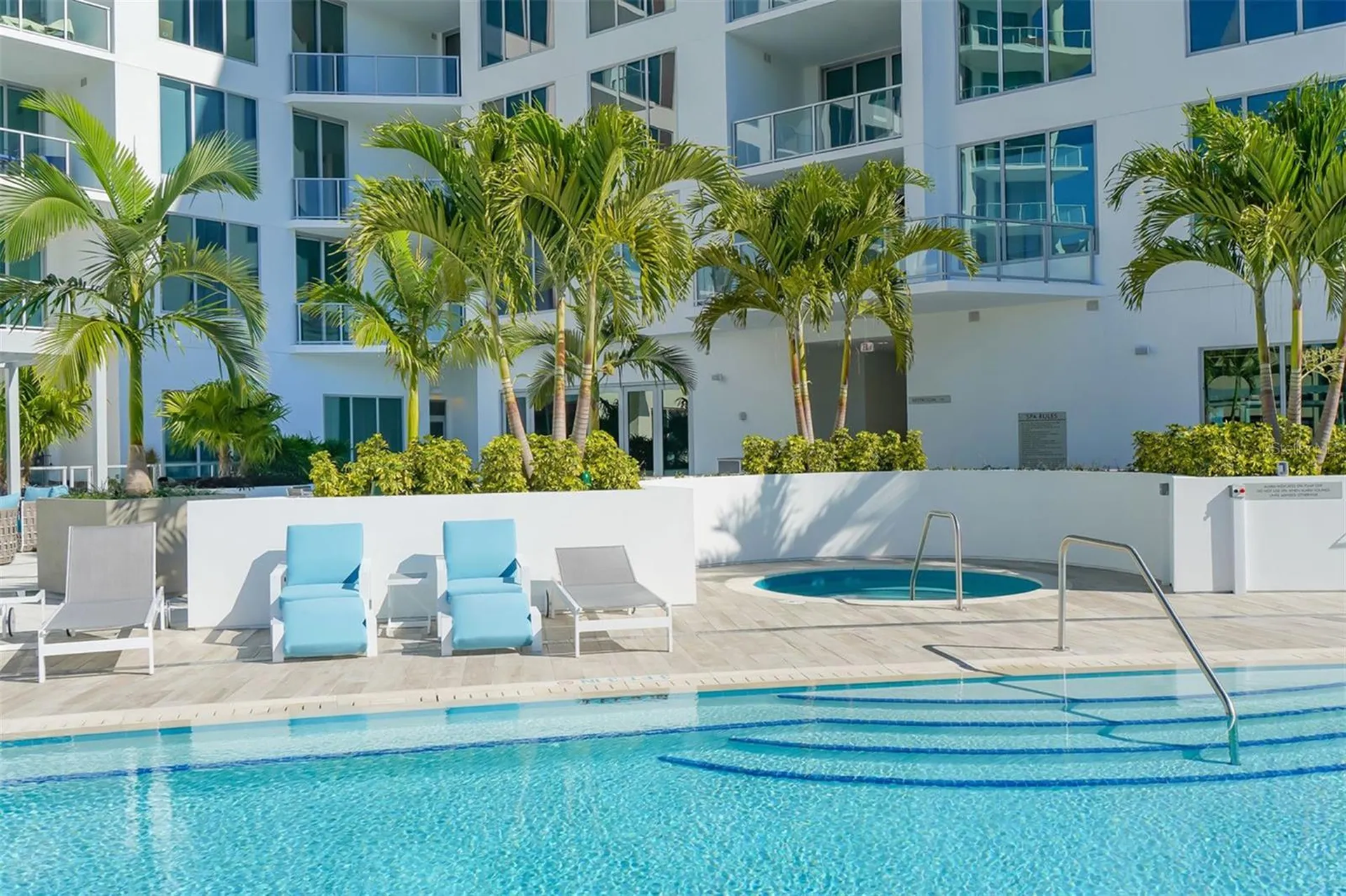 111 S Pineapple Avenue Sarasota FL 34236