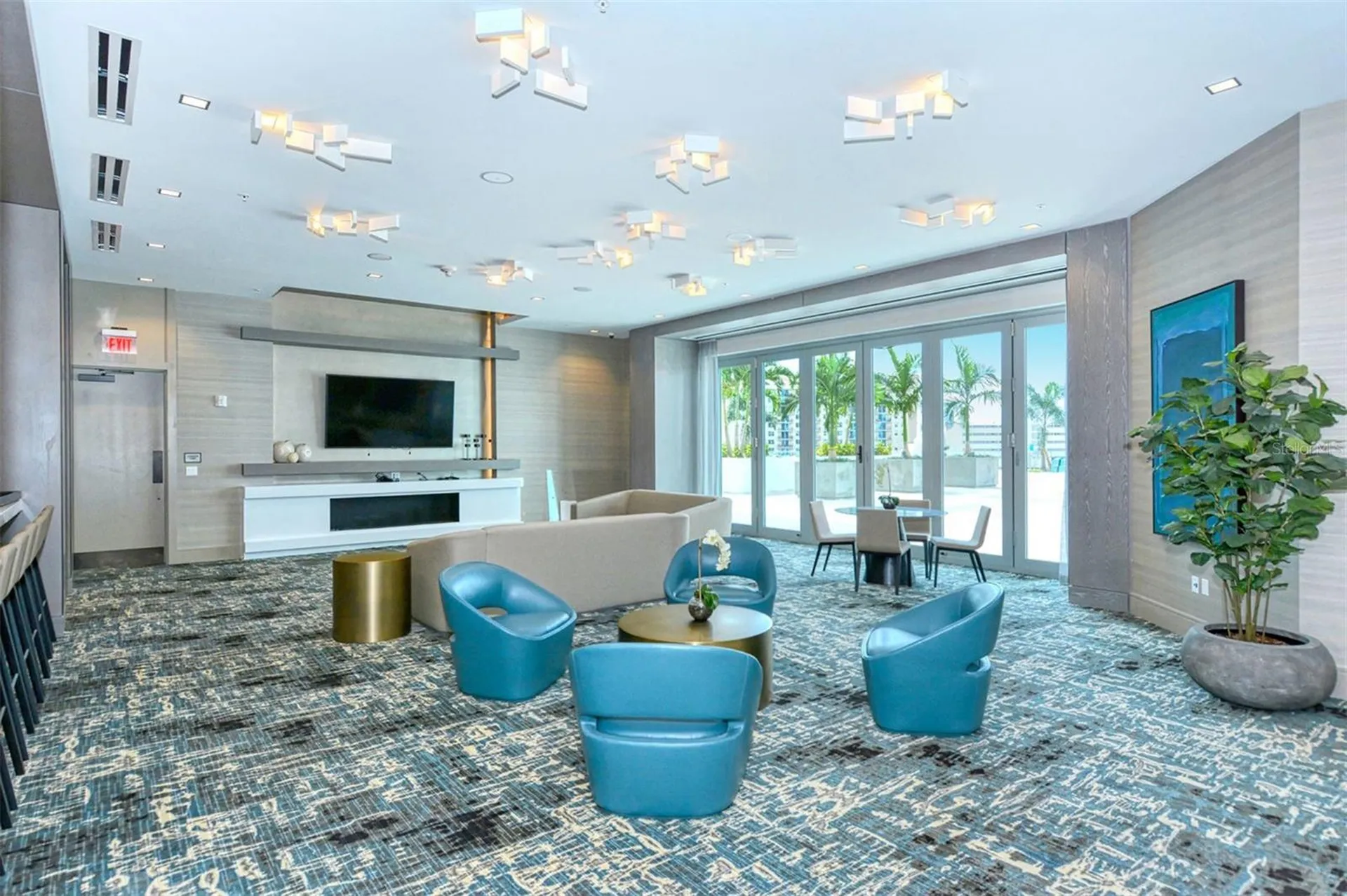 111 S Pineapple Avenue Sarasota FL 34236