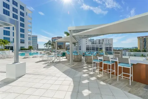 111 S Pineapple Avenue Sarasota FL 34236