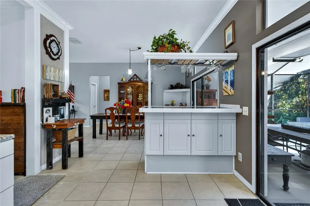1014 Willa Lake Circle Oviedo FL 32765
