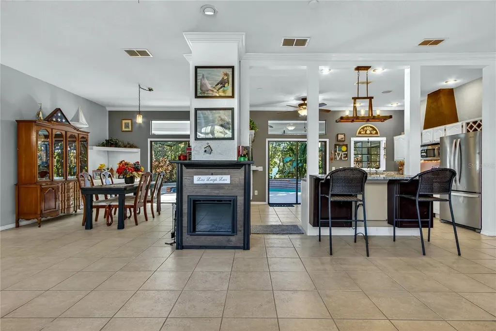 1014 Willa Lake Circle Oviedo FL 32765