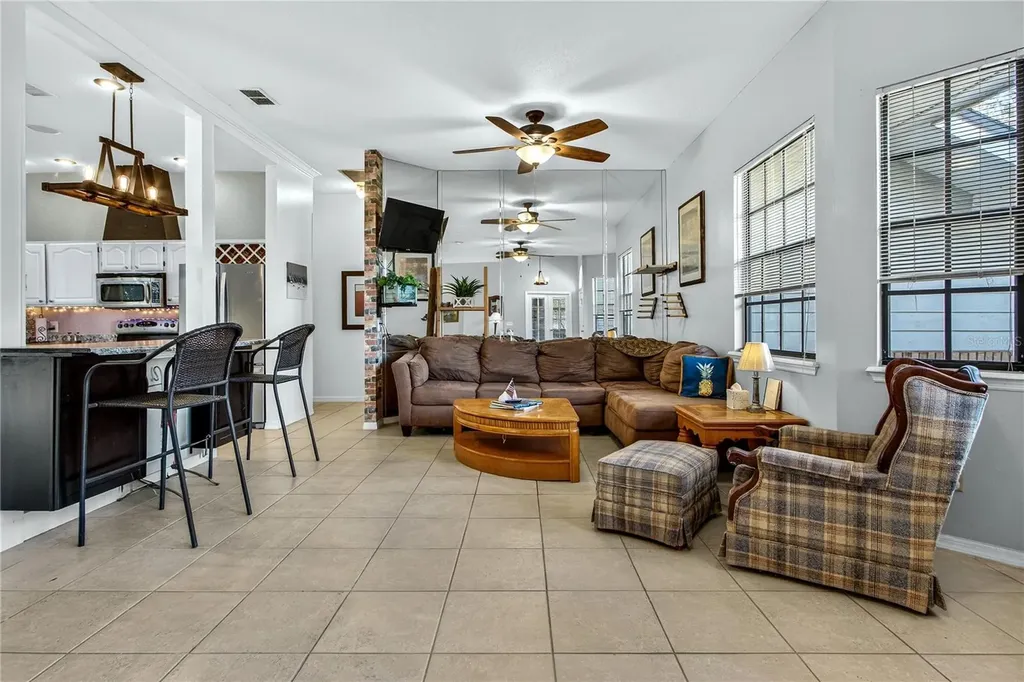 1014 Willa Lake Circle Oviedo FL 32765