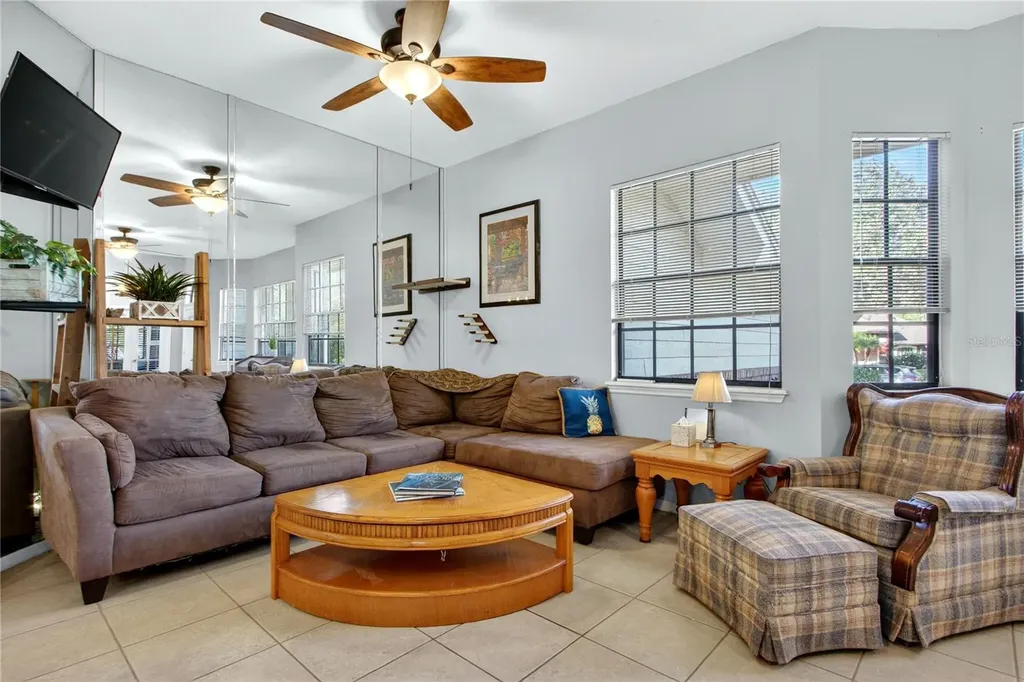 1014 Willa Lake Circle Oviedo FL 32765