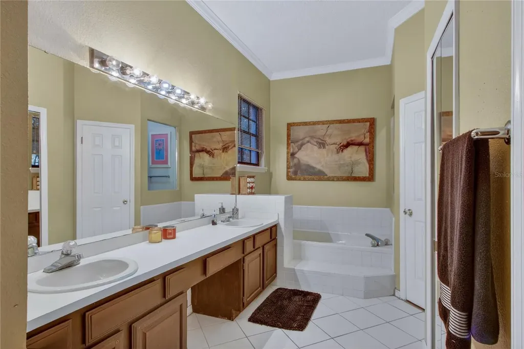 1014 Willa Lake Circle Oviedo FL 32765