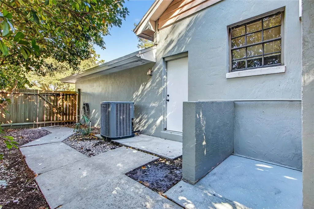 1014 Willa Lake Circle Oviedo FL 32765