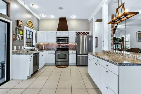 1014 Willa Lake Circle Oviedo FL 32765
