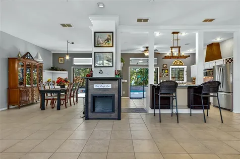 1014 Willa Lake Circle Oviedo FL 32765