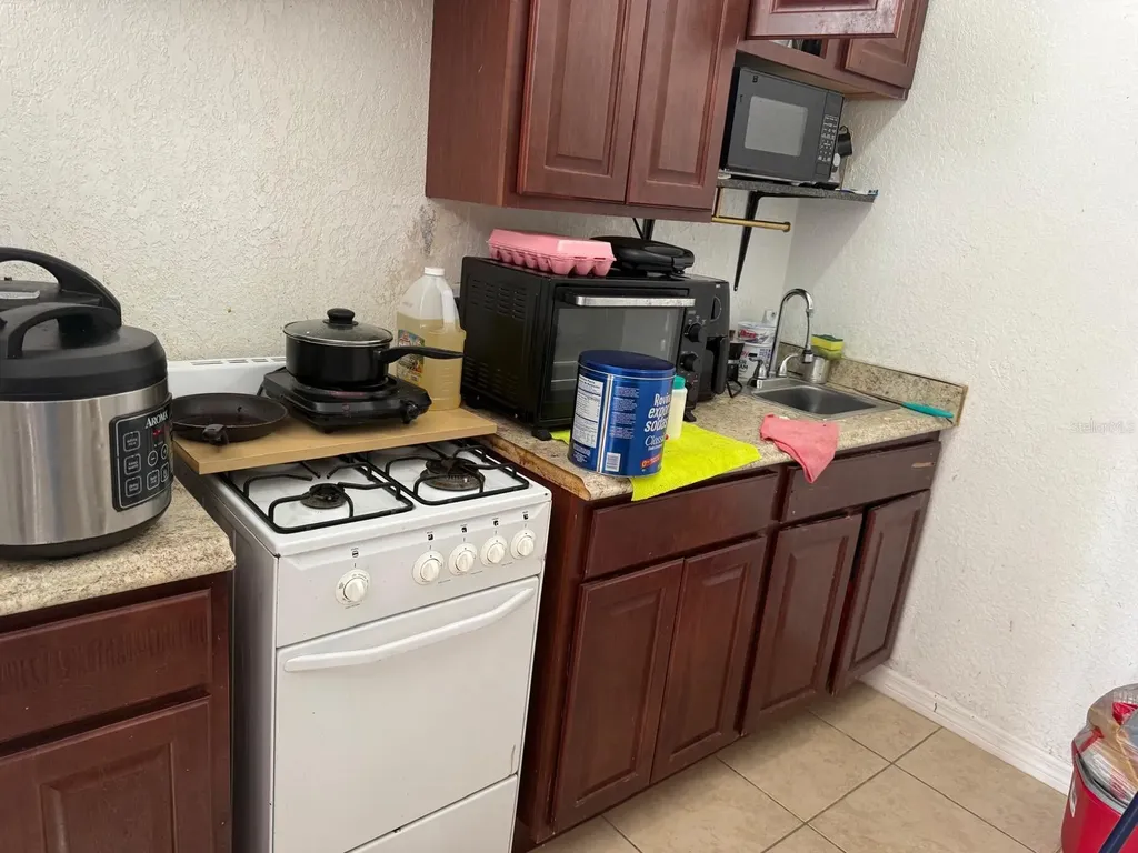 5406 Arpana Drive Orlando FL 32839